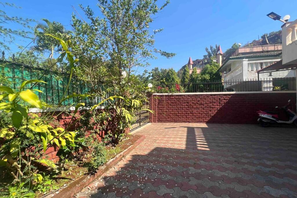 Valecha Villa Entire 4Bhkbunglow With 5000 Sq Ft Garden Лонавала Экстерьер фото